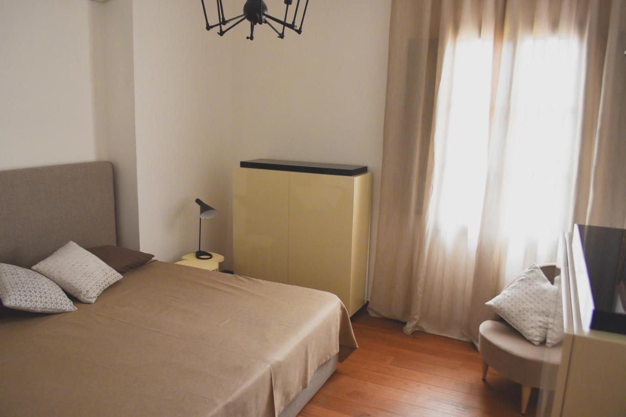 Apartment Del Giglio's Luxury In Piazza Della Signoria *