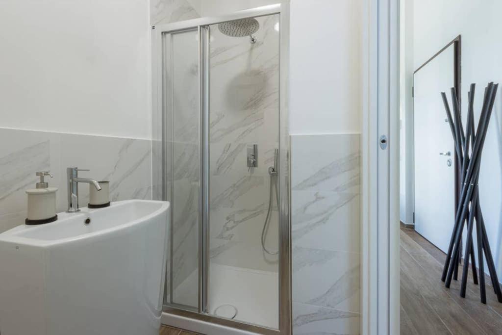 Apartment Amendola Modern Florence