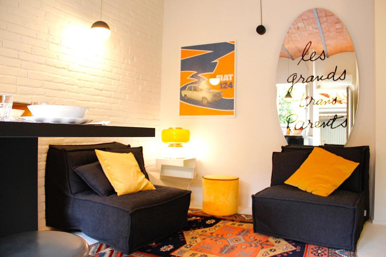 Colorful Pied-a-terre _ Via Gioberti