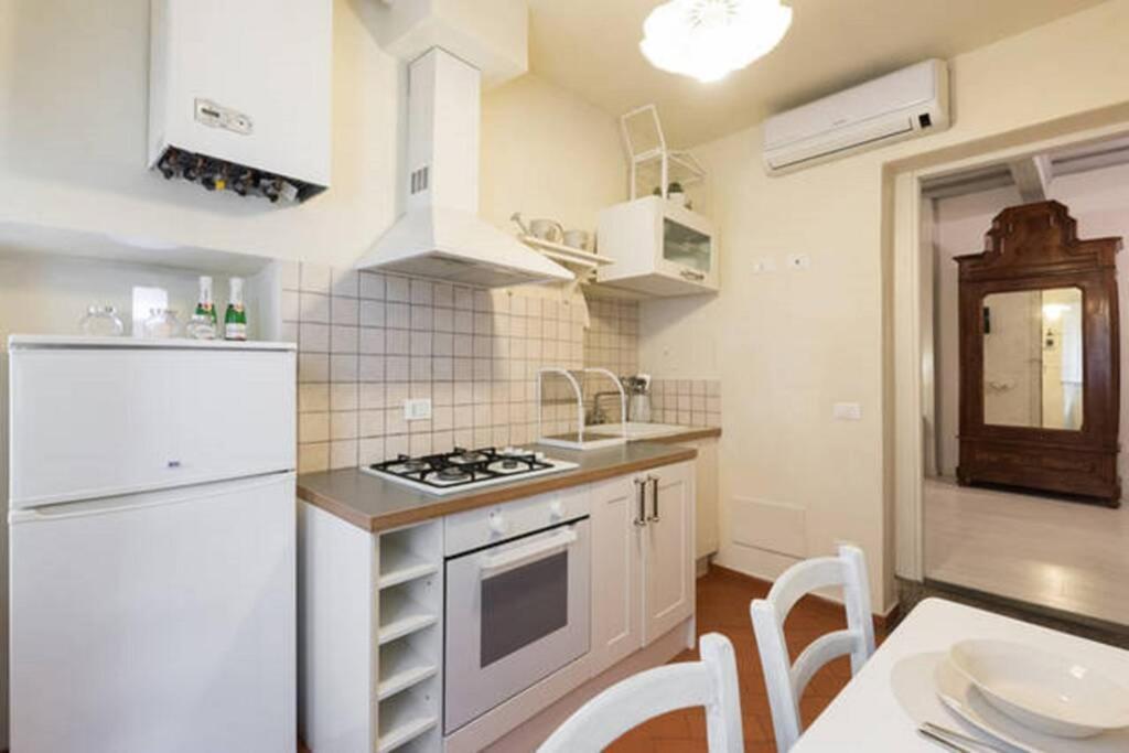 Happy Santa Croce Double Apartment Florence