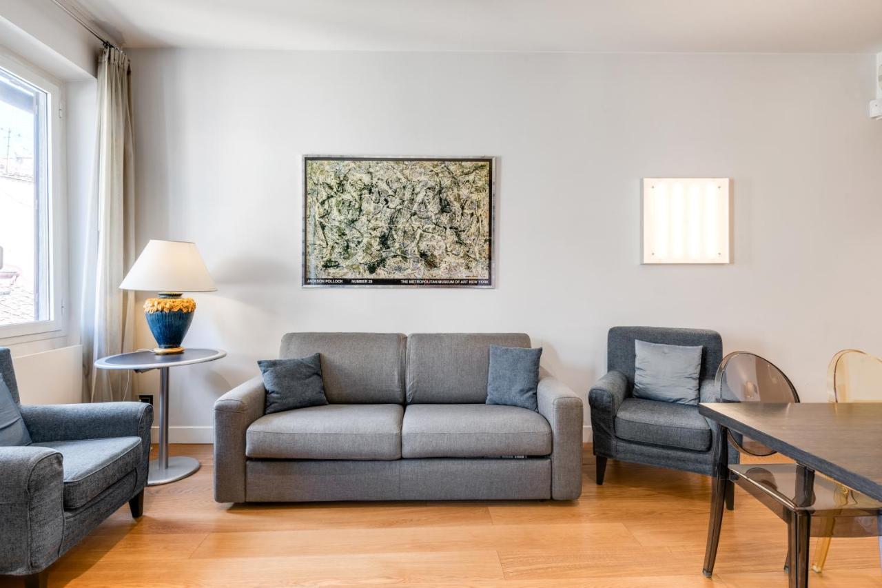 Piazza Santa Croce Design With Balcony Apartment
