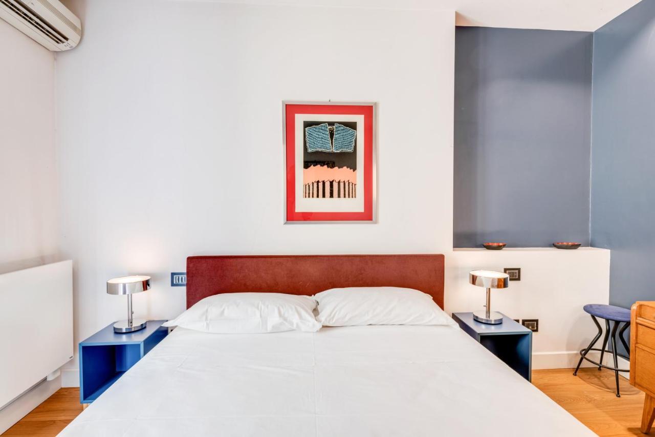 Piazza Santa Croce Design With Balcony Apartment Florence