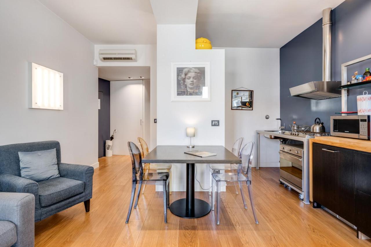 Apartment Piazza Santa Croce Design With Balcony Florence