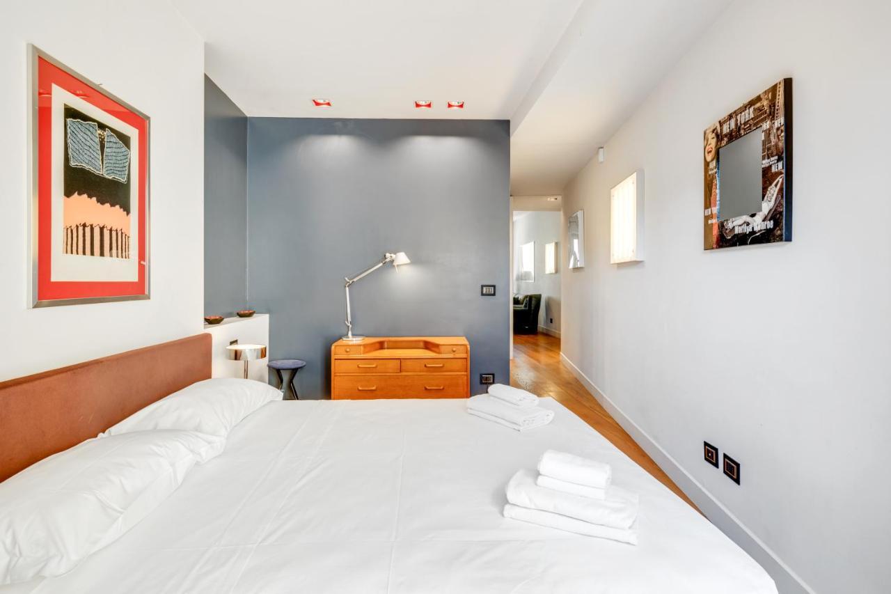 Apartment Piazza Santa Croce Design With Balcony Florence