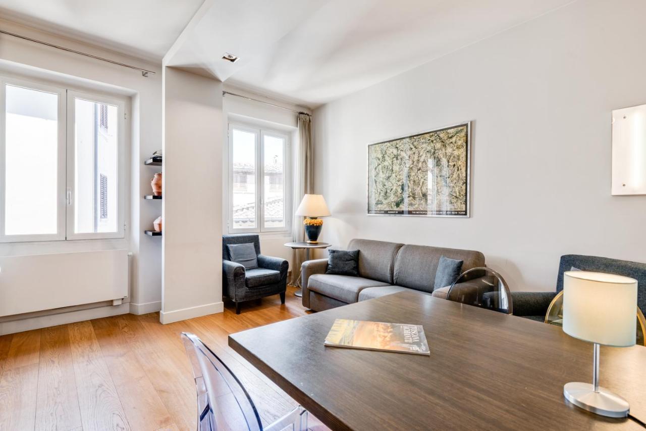 Apartment Piazza Santa Croce Design With Balcony *