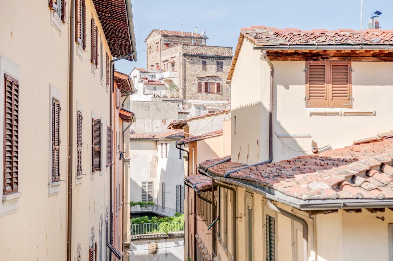 Apartment Piazza Santa Croce Design With Balcony Florence