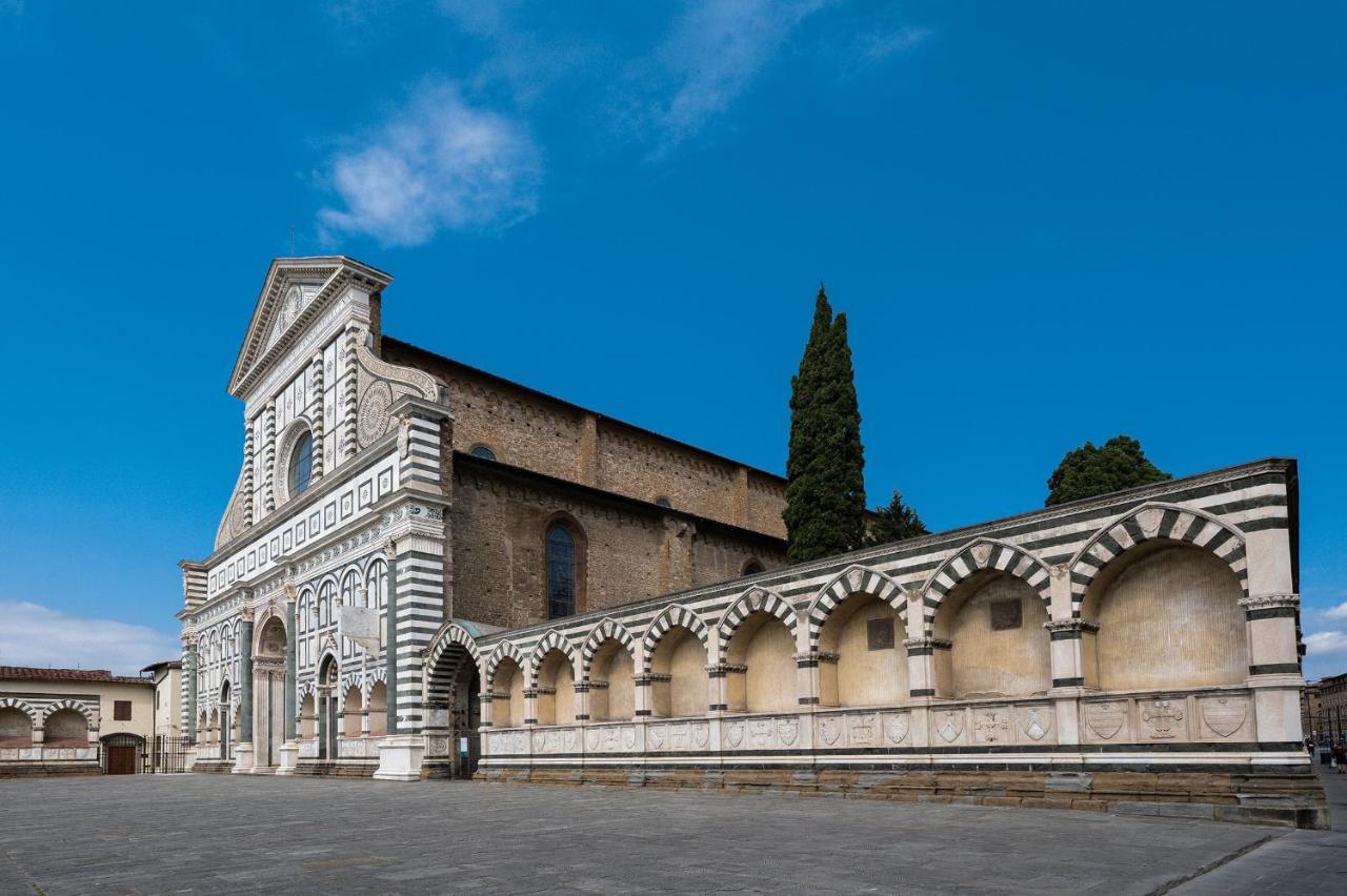 Appartement Via Avelli, 4 - Charming - Delightful And Bright 3rd-floor Without Elevator, Overlooking One Of Florence's Beautiful Squares, Exceptionally Located For Exploring The *