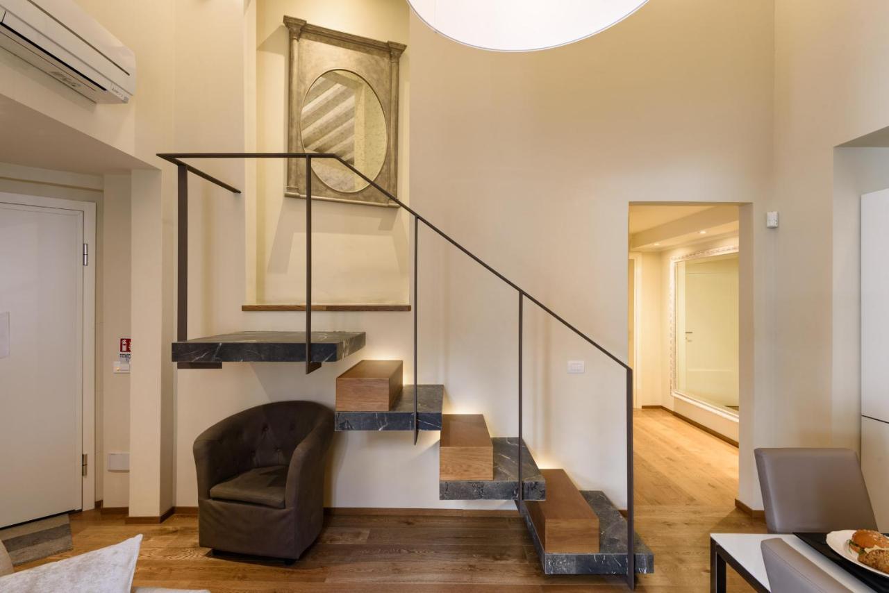 Santa Croce Penthouse Apartment *