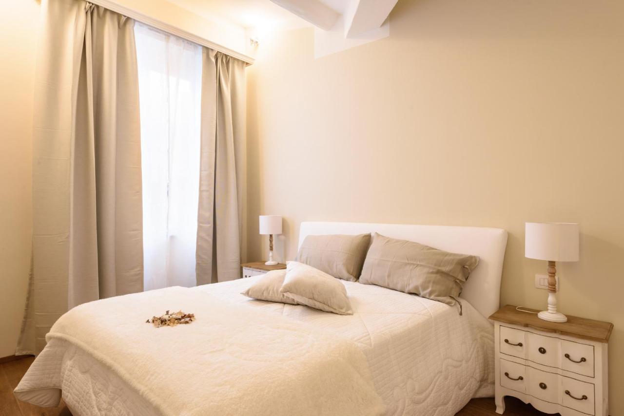 Apartment Santa Croce Penthouse *