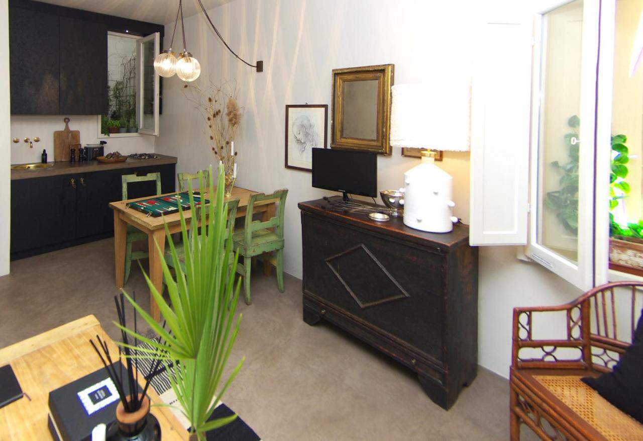 Apartment Centro Citta Quartiere Oltrarno Con Una Camera Da Letto Florence
