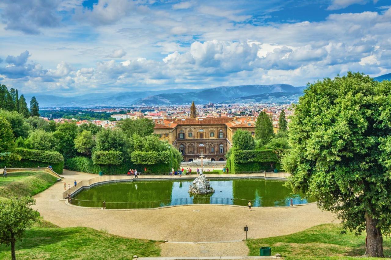Apartment Florentine Palazzo,4 Bedrooms,historic Center Florence