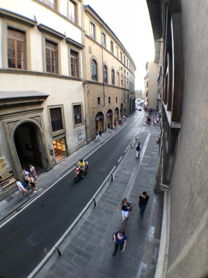 Apartment Ponte Vecchio 4 Bedrooms Florence