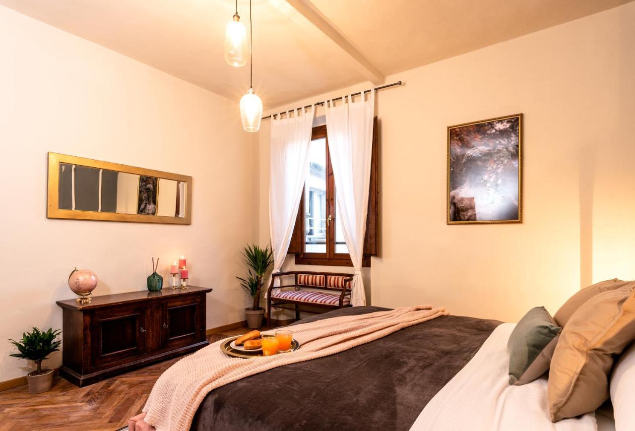 Florentine Palazzo,4 Bedrooms,historic Center Apartment Florence