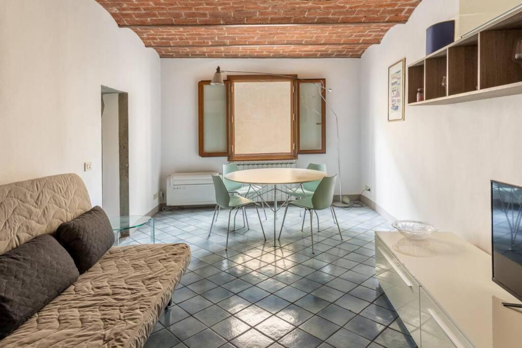 Presto Apartment Santo Spirito Oltrarno Florence Apartment *