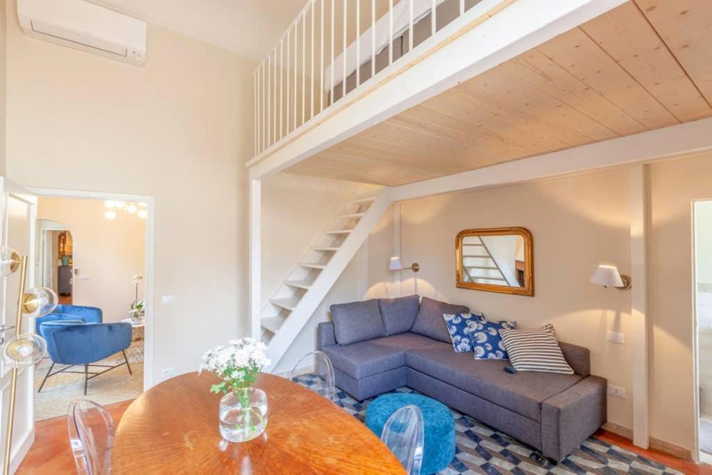 Apartment Santa Croce. Quiet, Large And Luminous Loft