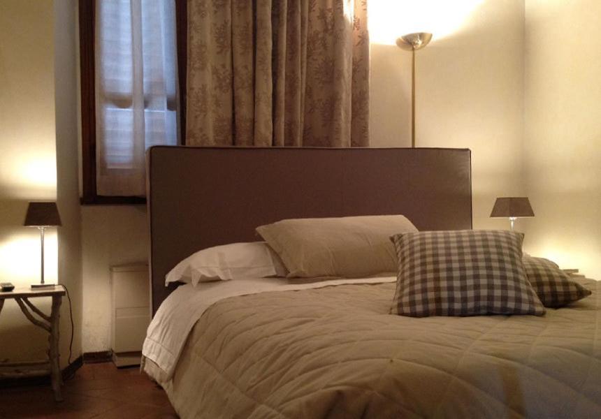 B&B Buonanotte Barbarossa Couette-café