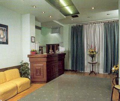 Ascot Hotel 3*