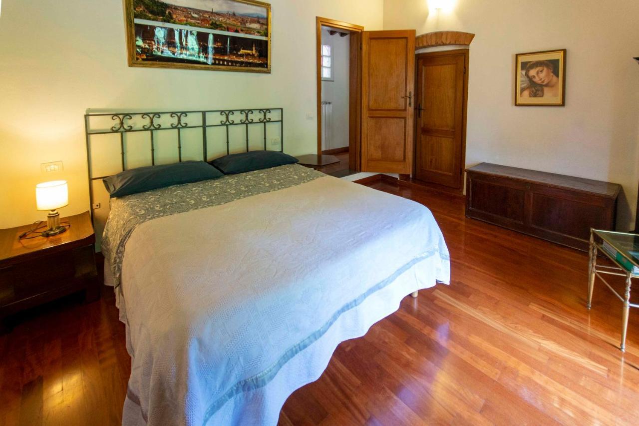 Casa Quaratesi * Florence