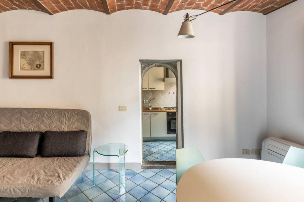 Presto Apartment Santo Spirito Oltrarno Florence * Florence