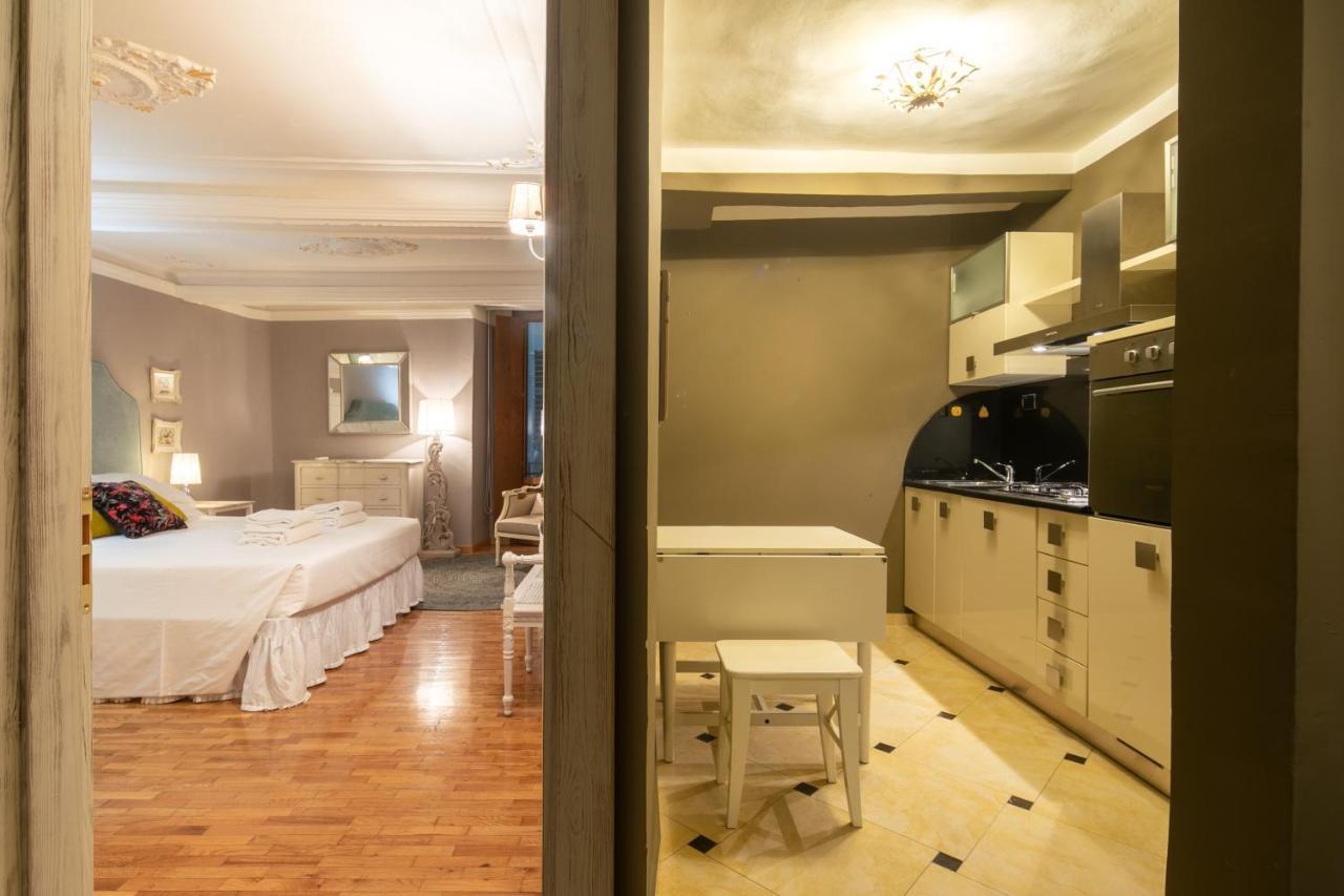 Uffizi Romantic Flat By Mmega Apartment *