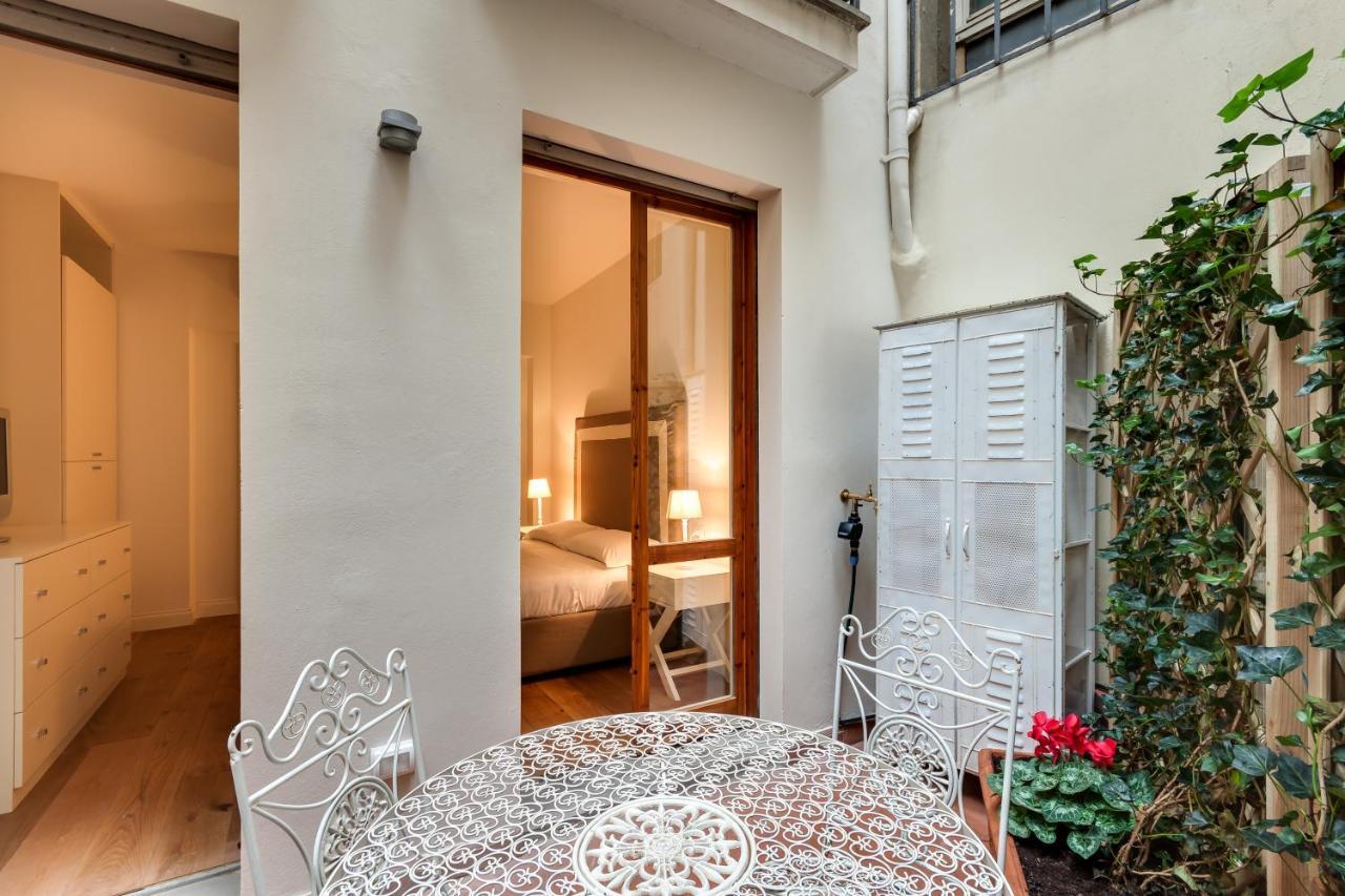 - Palchetti Terrace * Florence