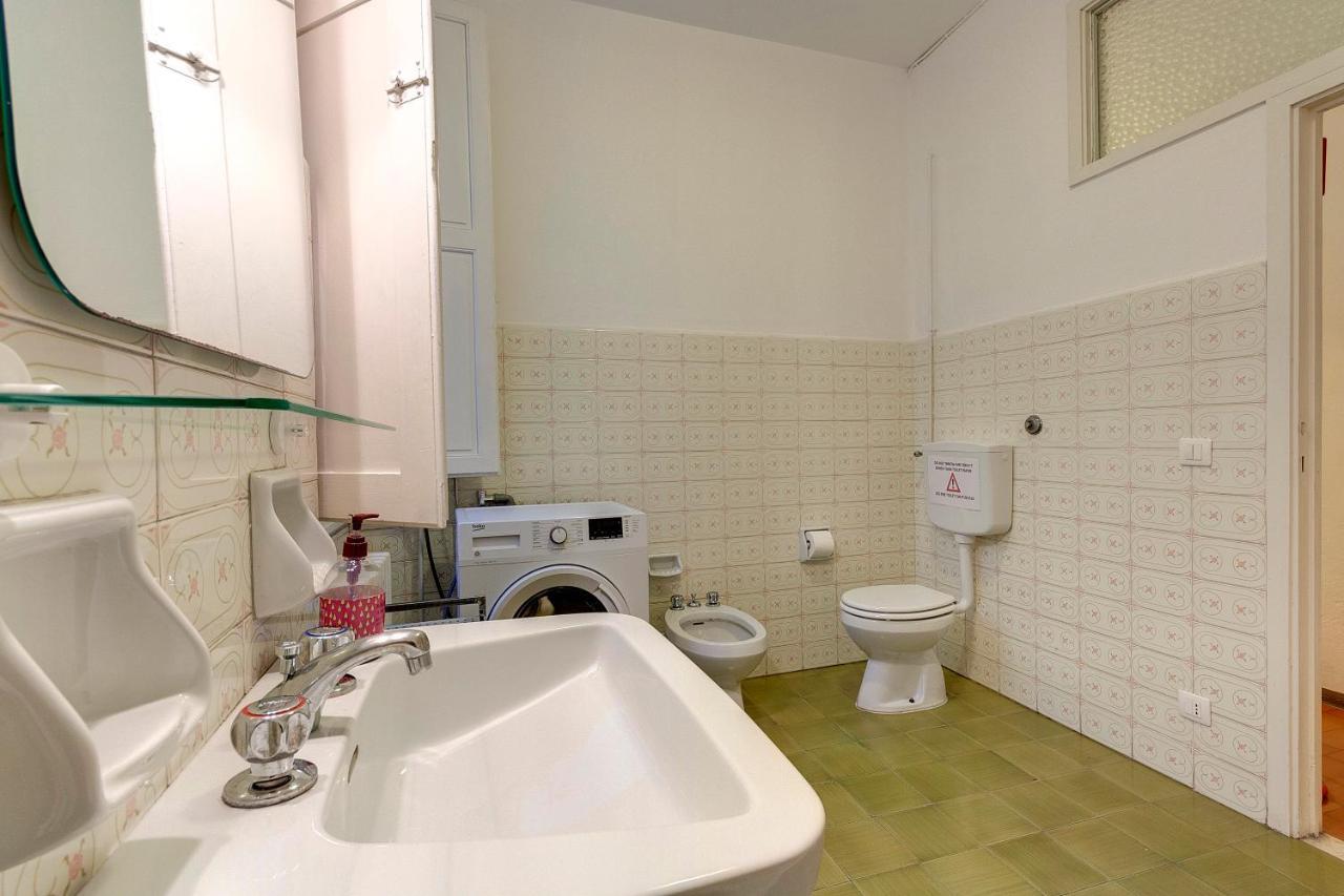 Servi 34 * Florence