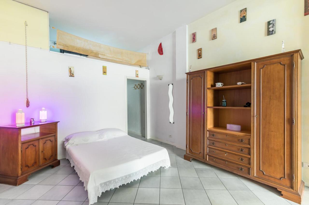 Essenza Holiday House *