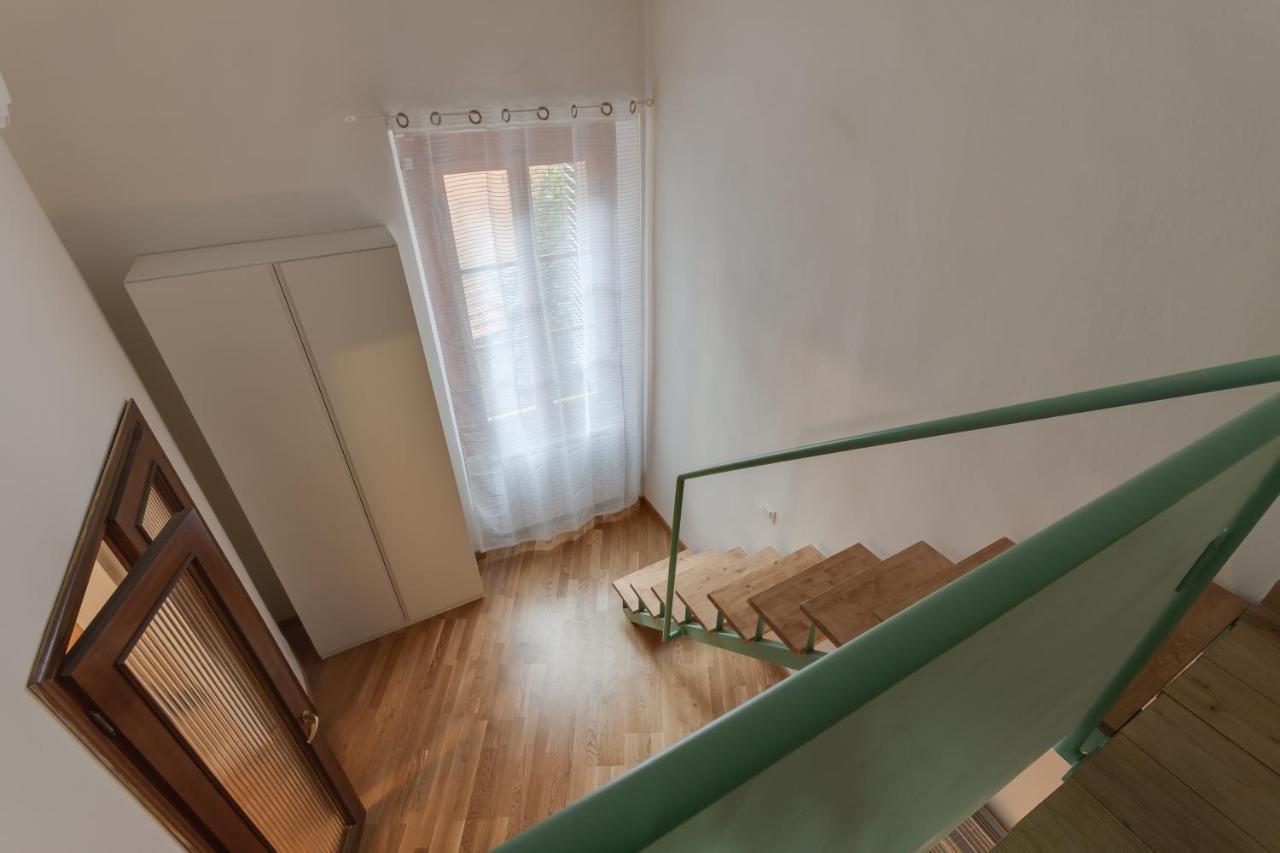 - Liberta Loft