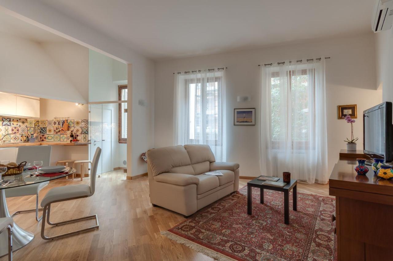 - Liberta Loft Apartment Florence