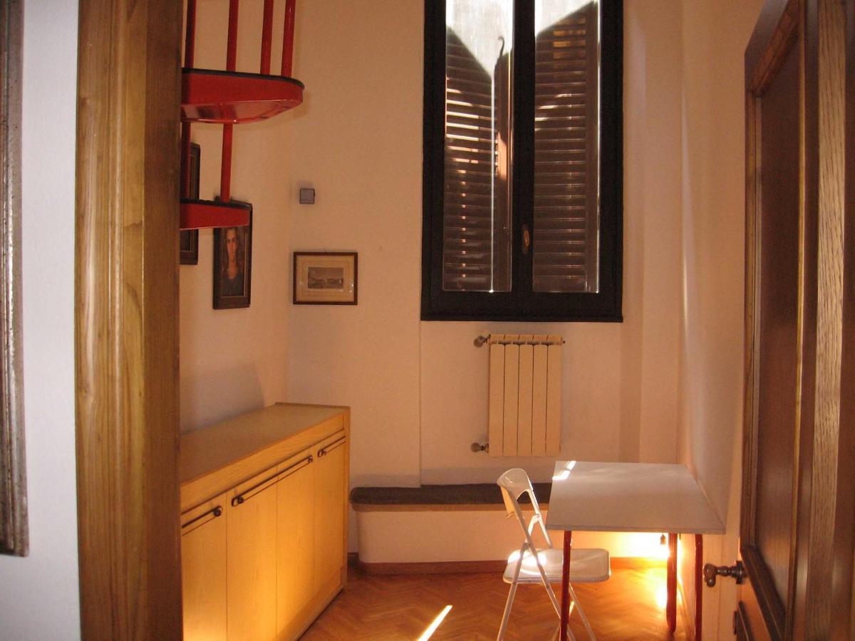 Parione Apartment *