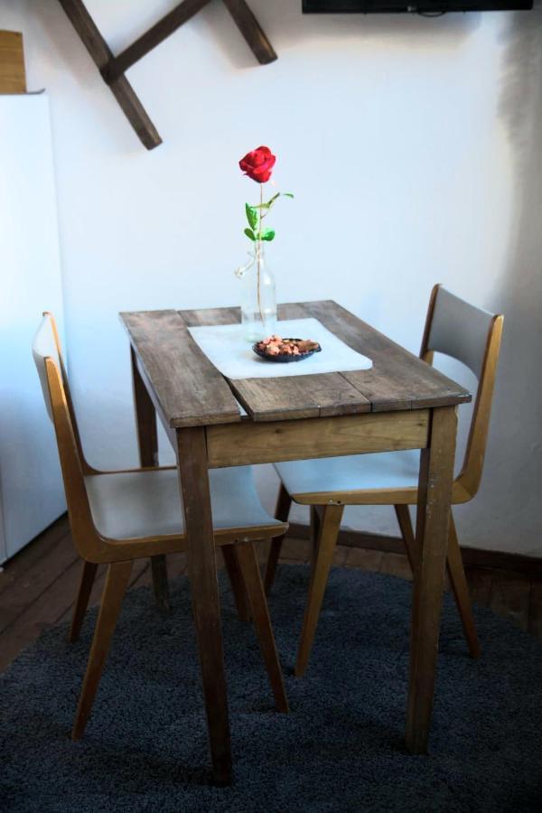 Little Luxury In San Lorenzo Apartment *