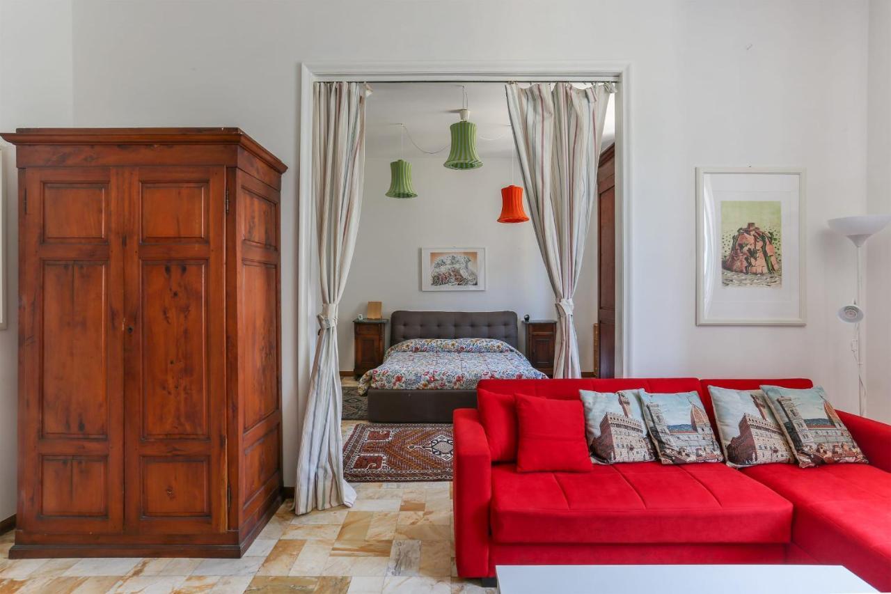 Buonarroti In Florence-hosted By Sweetstay