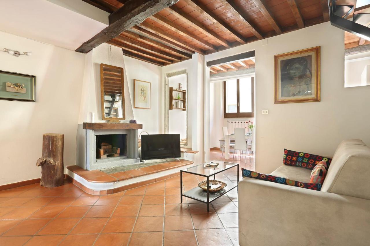 Apartment Tornabuoni Apartment- Hosted By Sweetstay