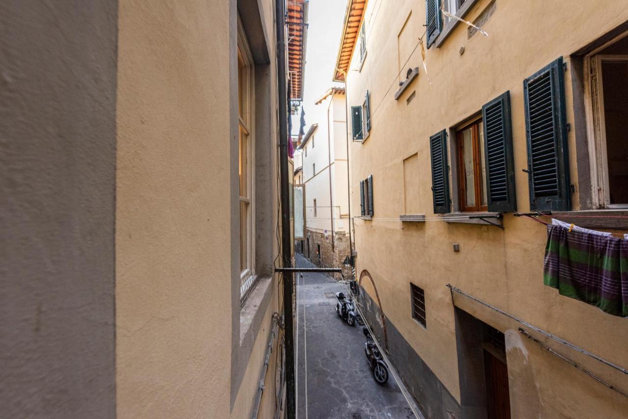 Pitti By Mmega Florence
