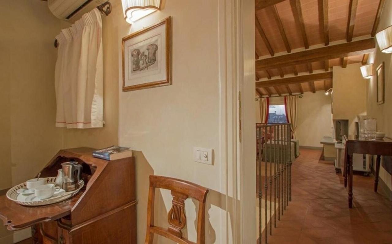 Signorelli Halldis Florence