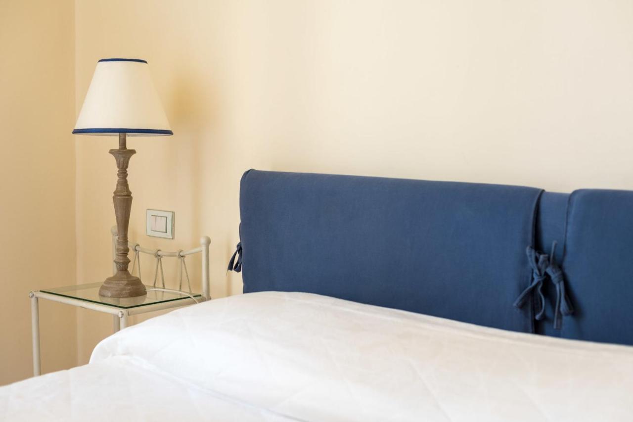 Charming 2bed Overlooking Duomo - Hosted By Sweetstay Apartment