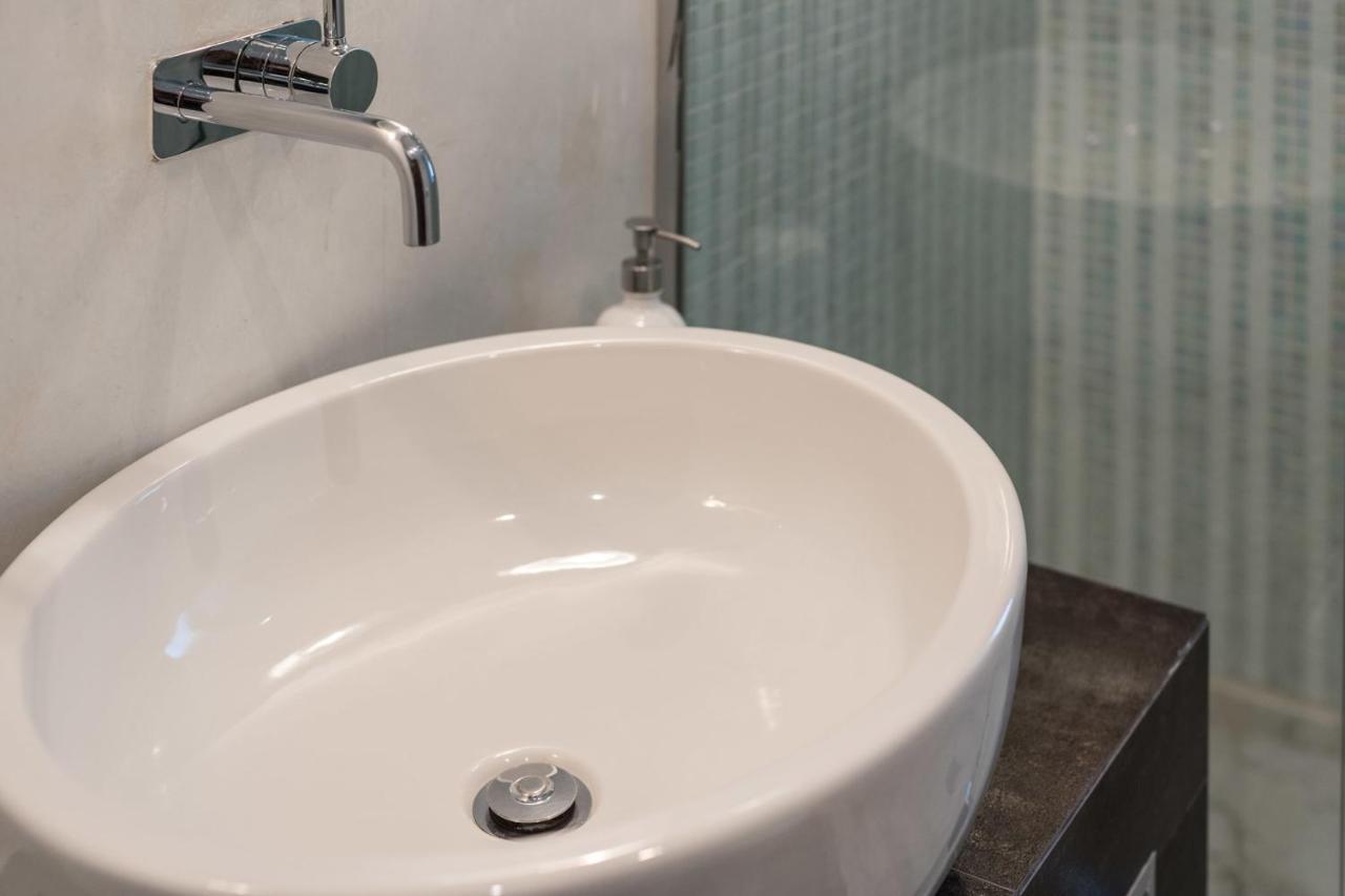 Charming 2bed Overlooking Duomo - Hosted By Sweetstay Florence