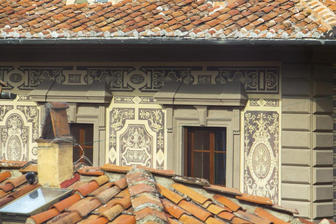 Apartment Dafne Magnificent Attic Overlooking The Duomo Florence