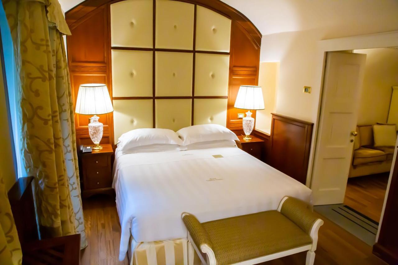 Golden Tower & Hotel 5*