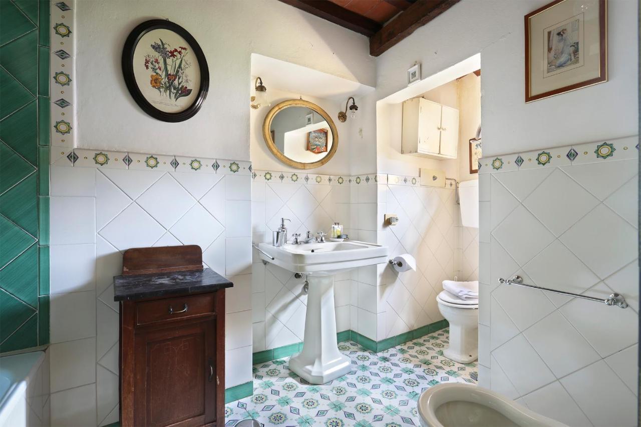 A Postcard View In A Vintage Apartment Florence