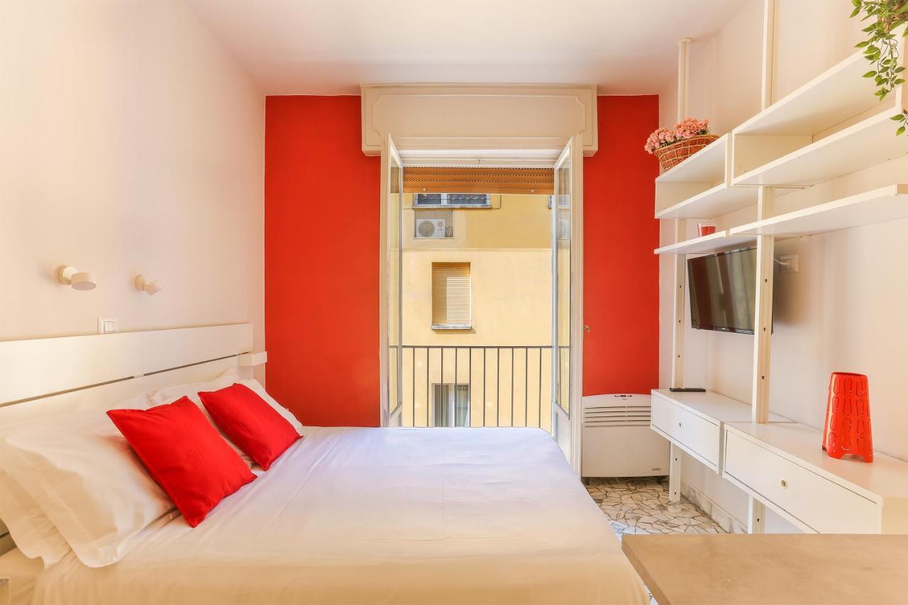 The Red Loft In Ponte Vecchio Apartment
