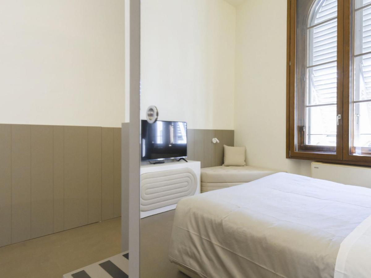 Apartment Tipologia Trilo 05 Pax By Interhome Florence