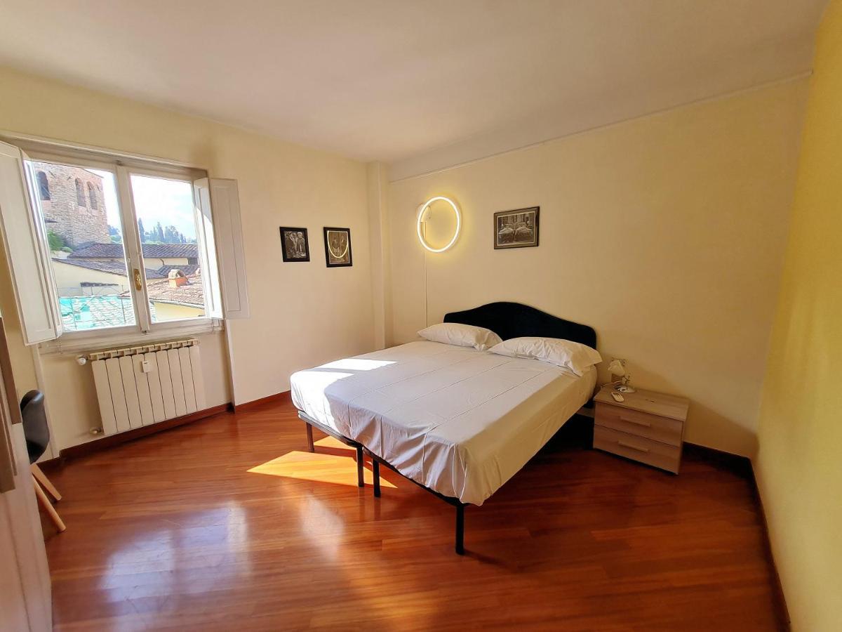 Apartment Jessy With Terrace At Ponte Vecchio
