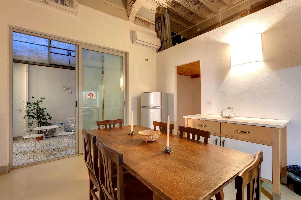 Appartement Pitti 24 *