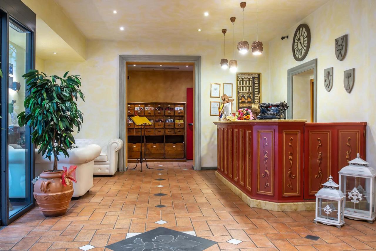 Hotel Alba Palace