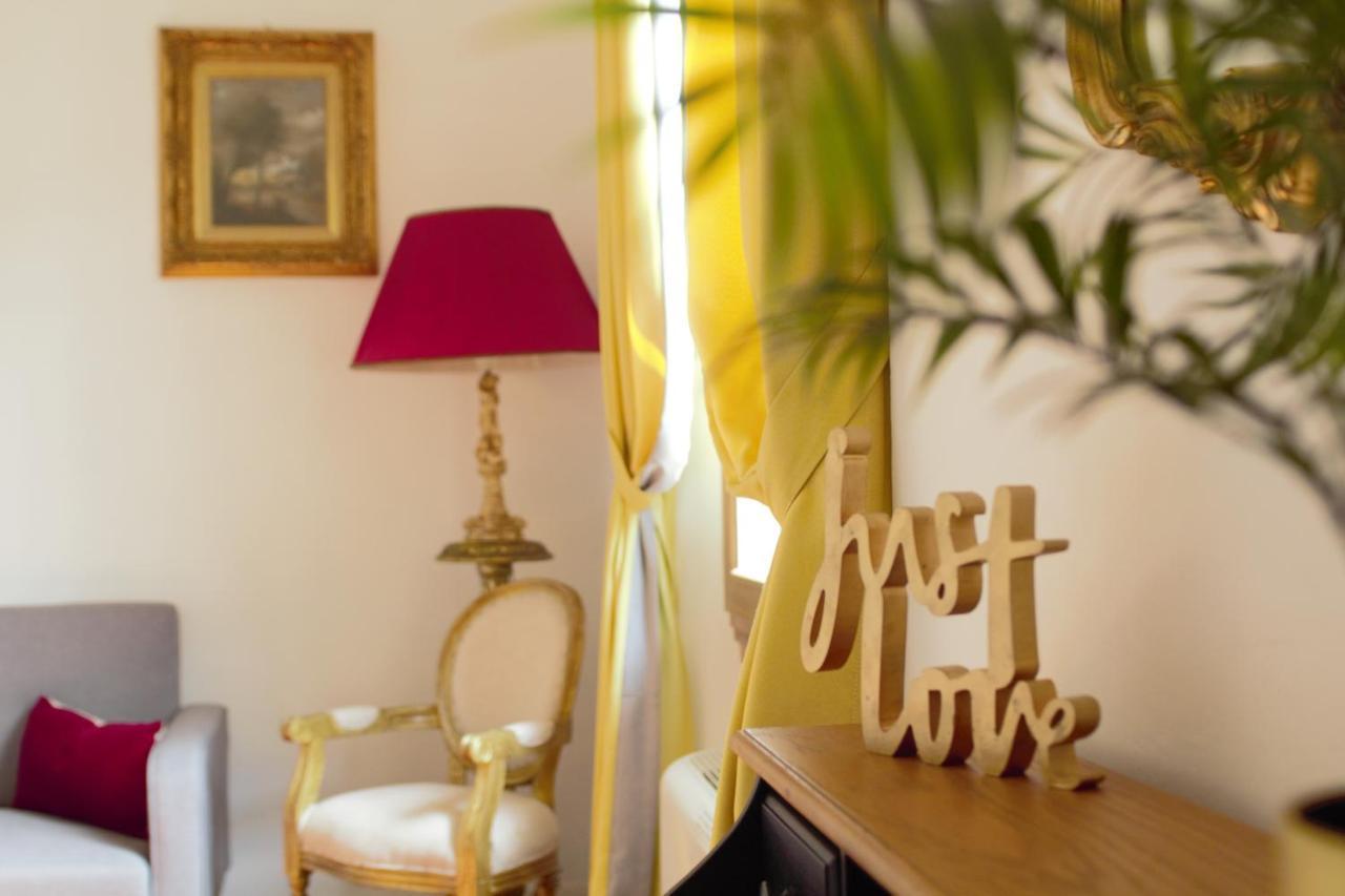 Casa Faenza At Most Historical Center With Lift !!! Guest house Florence