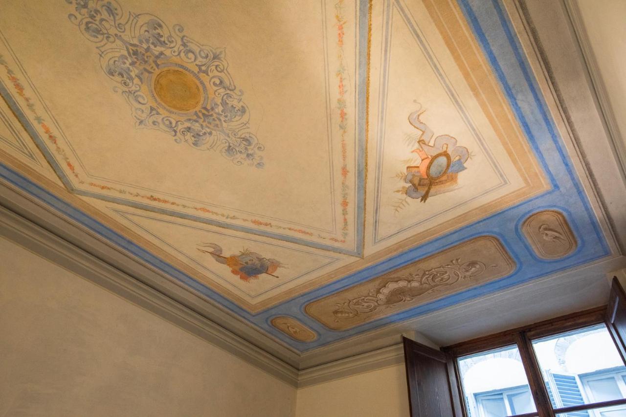 - Piazza Signoria Apartment