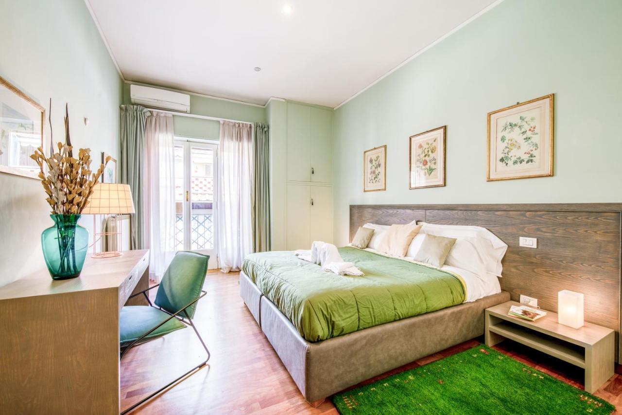 Guesthost - Elegant Ponte Vecchio Appartement Florence