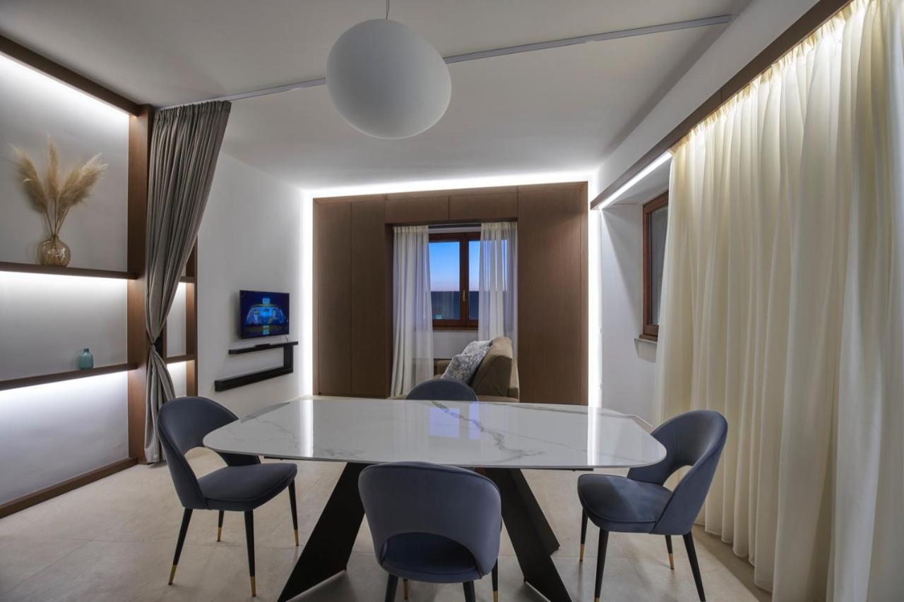 Apartment Five Stars Luxury With Jacuzzi