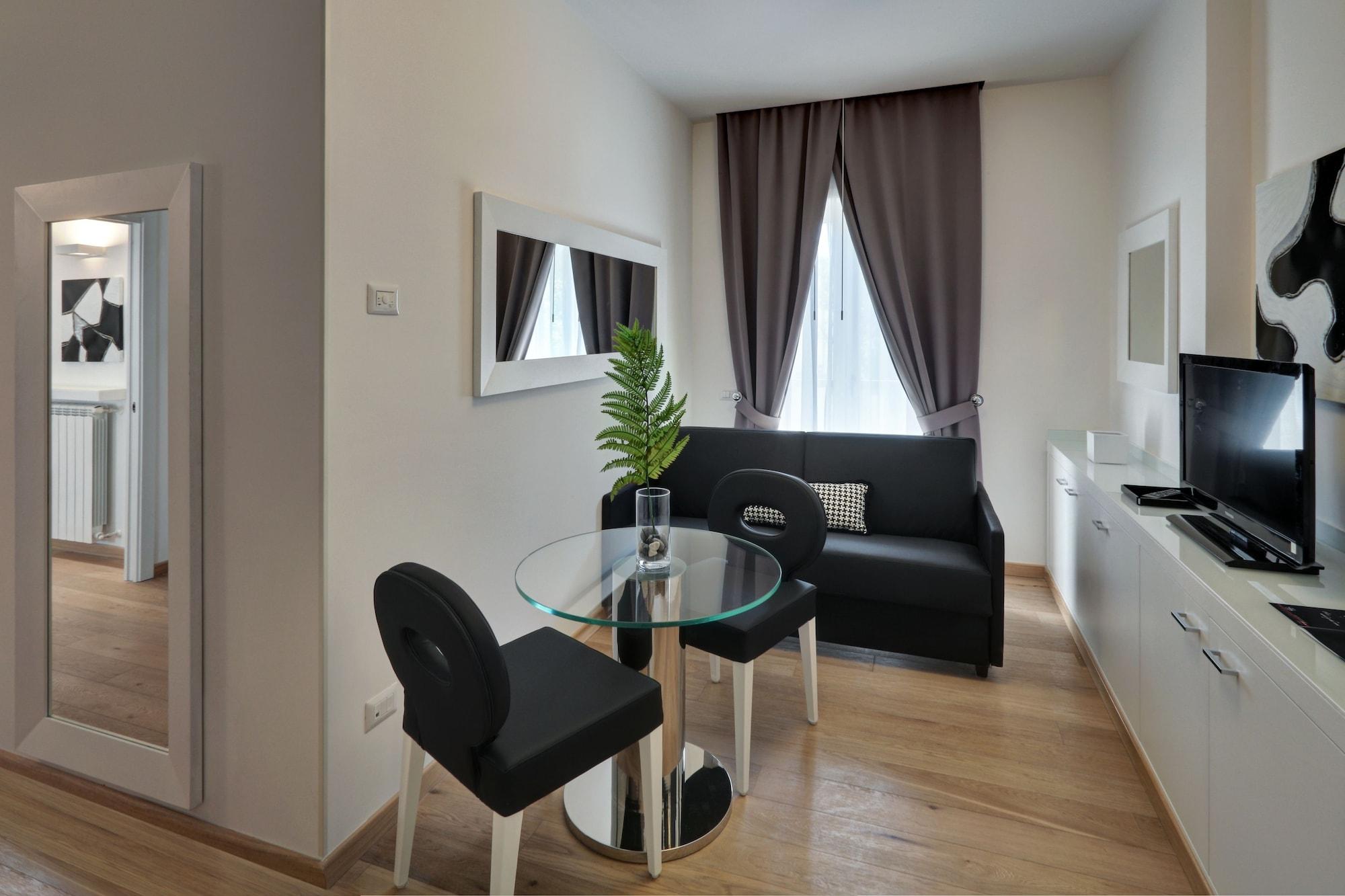 Lhp Apartment *